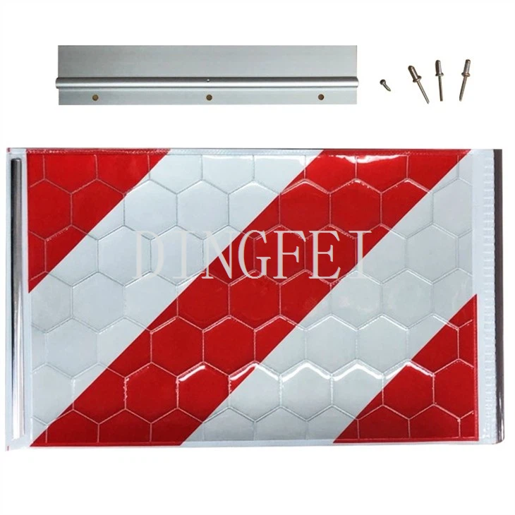 Tail Lift Warning Flag